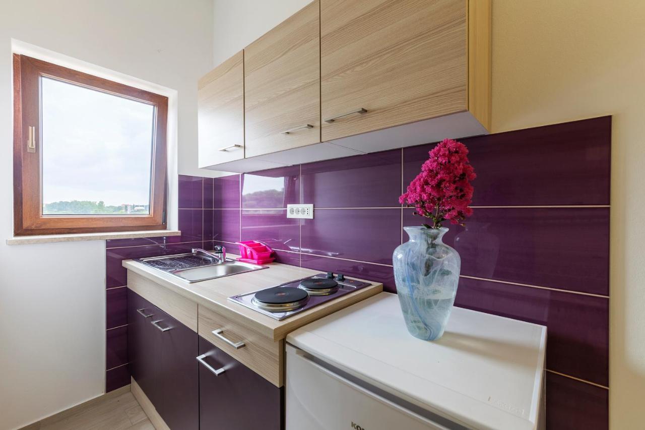 Apartmani Suzi Pula Zewnętrze zdjęcie