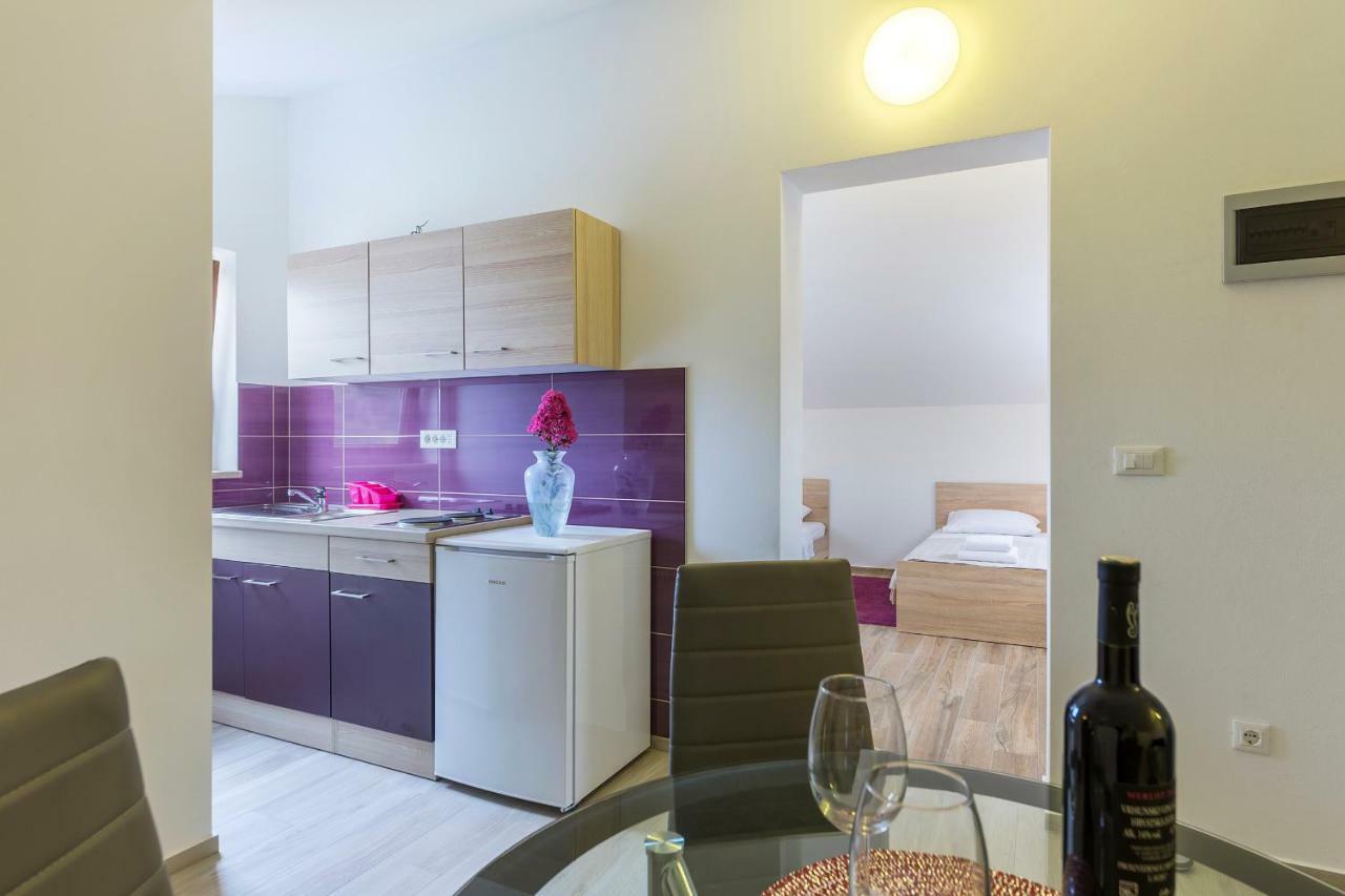 Apartmani Suzi Pula Zewnętrze zdjęcie